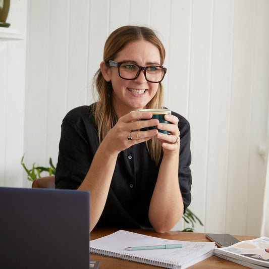 How to pitch your story to OAK Magazine